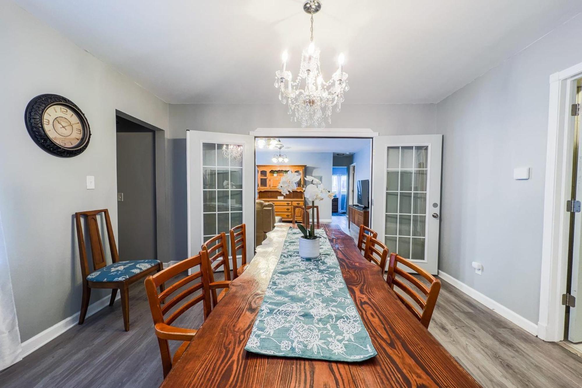 Large 6Br, 6 Bath In The City Of Niagara Falls Exterior photo