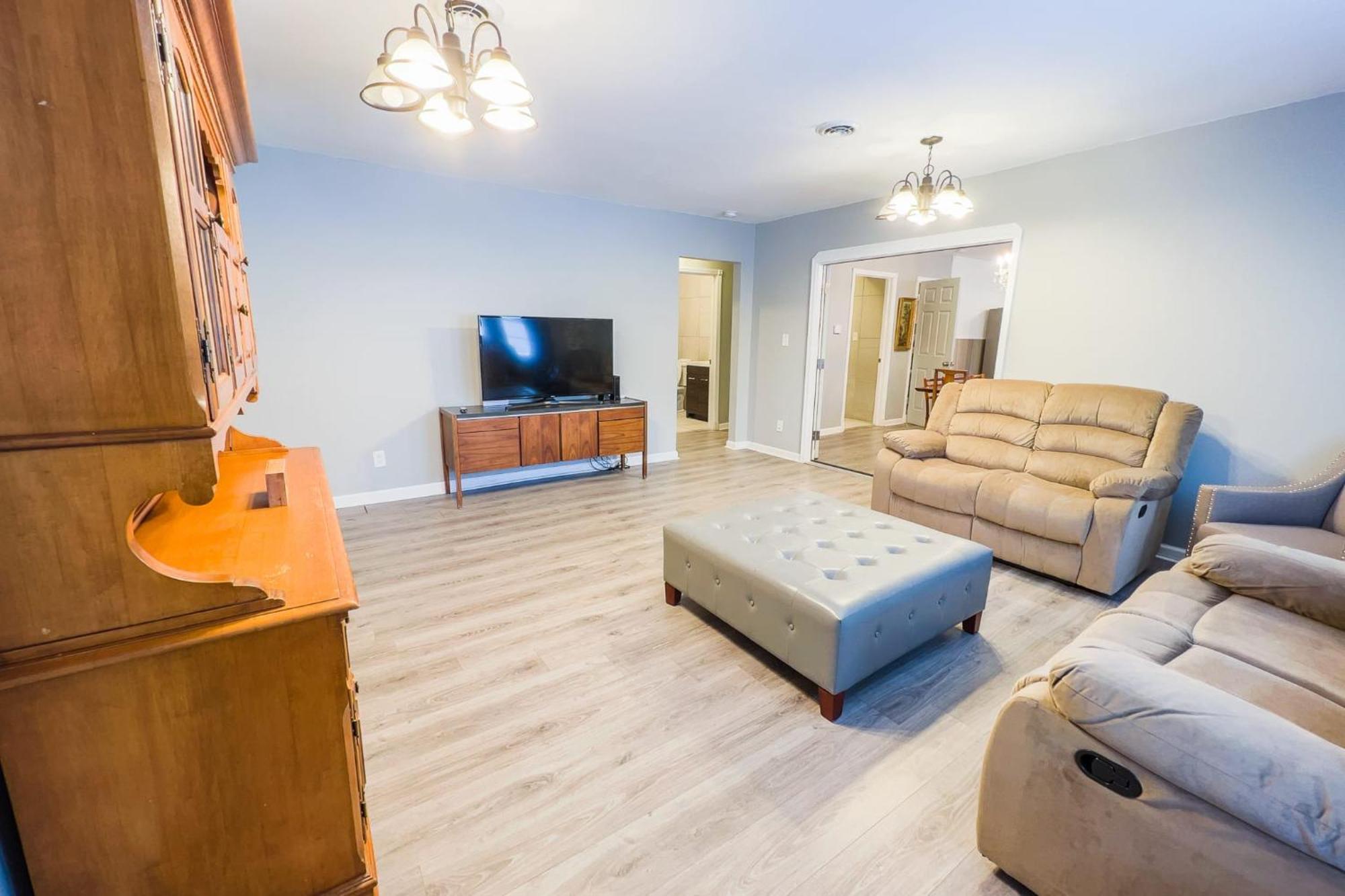 Large 6Br, 6 Bath In The City Of Niagara Falls Exterior photo